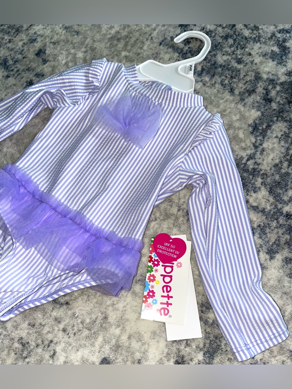 Wippette long sleeve swimsuit size 6-9 months - Picture 2 of 4